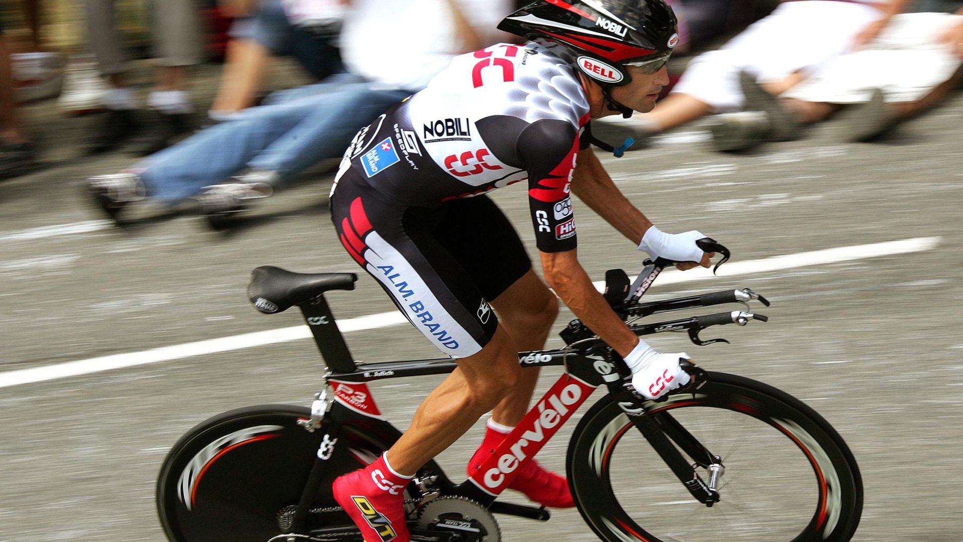 那不勒斯斩落尤文,奥运周期关键战焦点战的战术启示